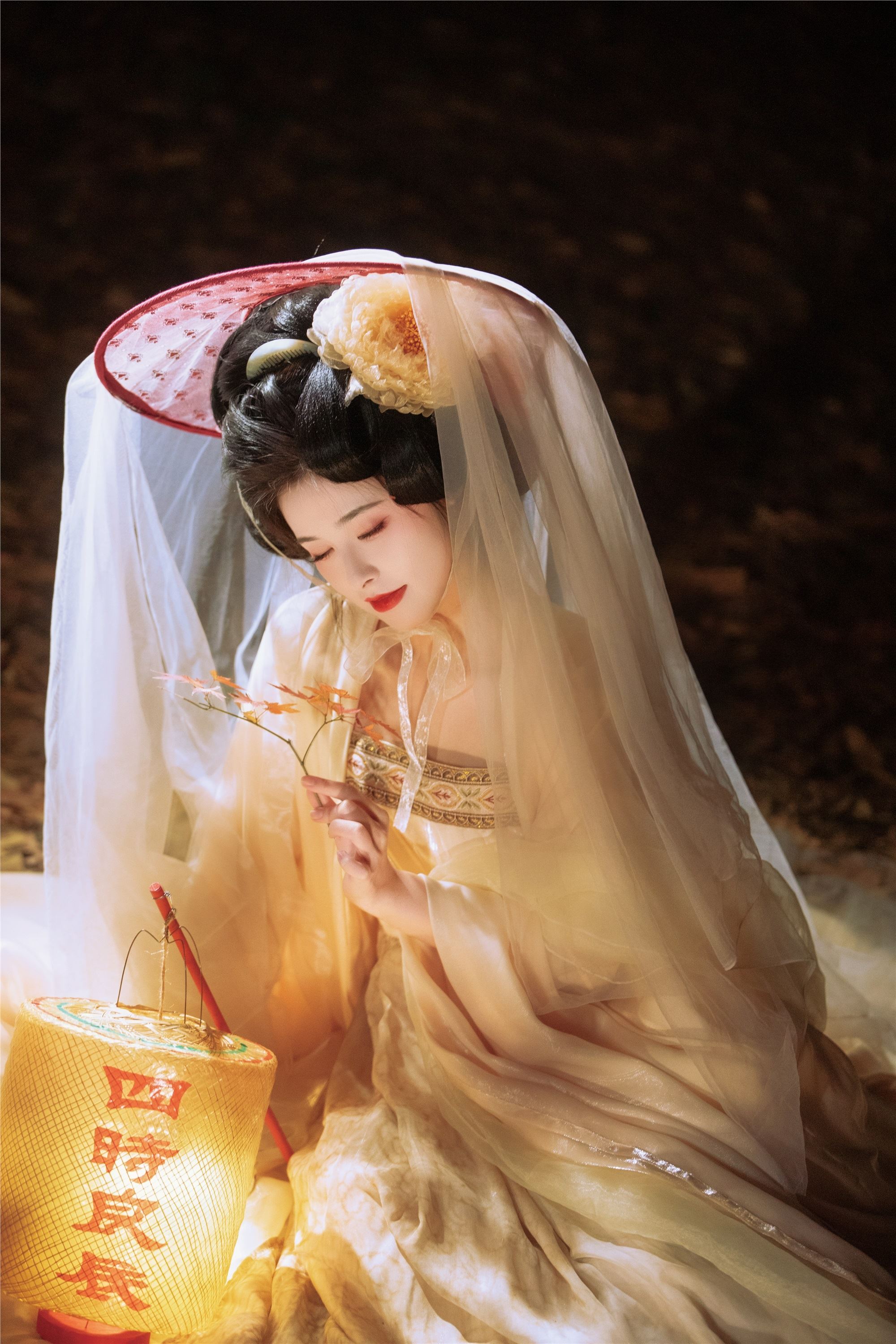 YITUYU 艺图语 2025.03.06 枫霜 恬恬圈圈